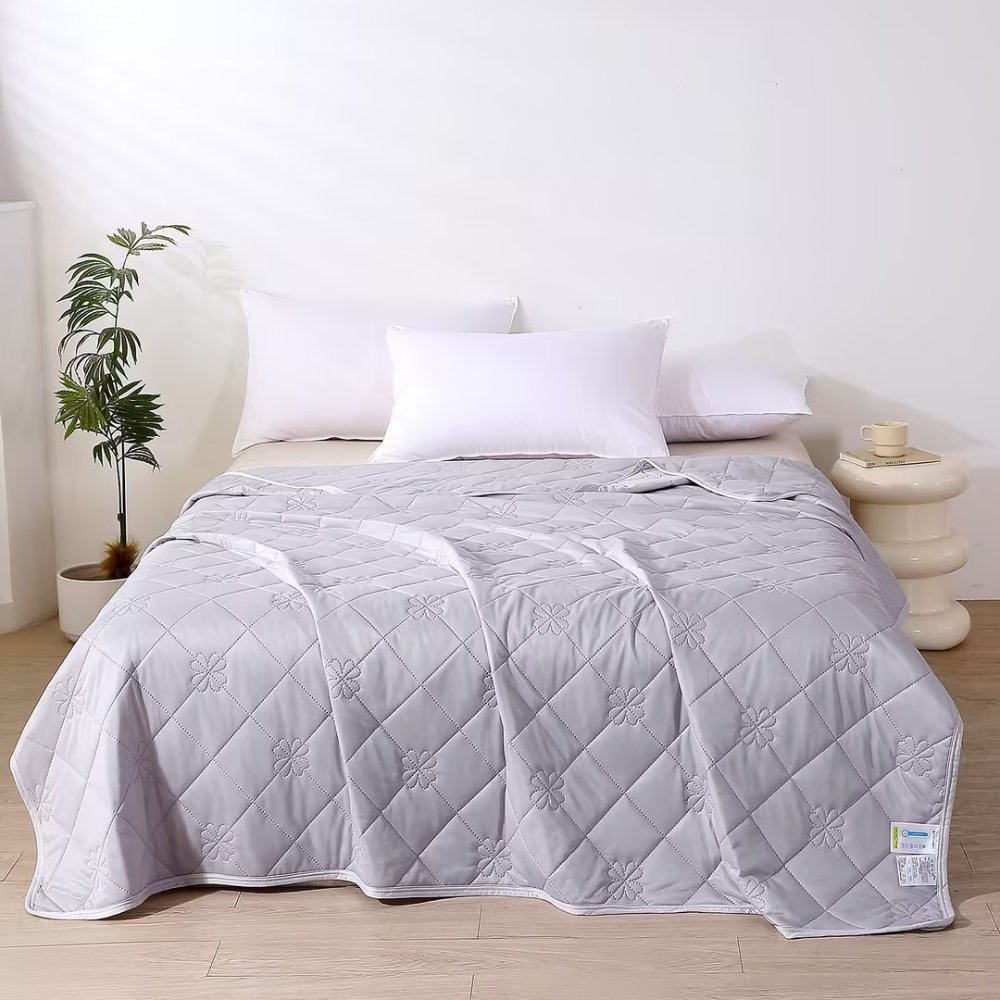 Bedding Cooling Quilted Summer Blanket